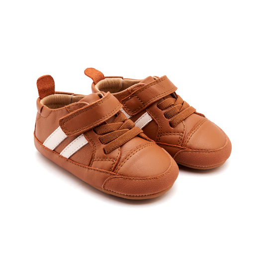 Old Soles 0049RT Low Roller Shoe baby leather shoe in Tan and Snow with classic detail