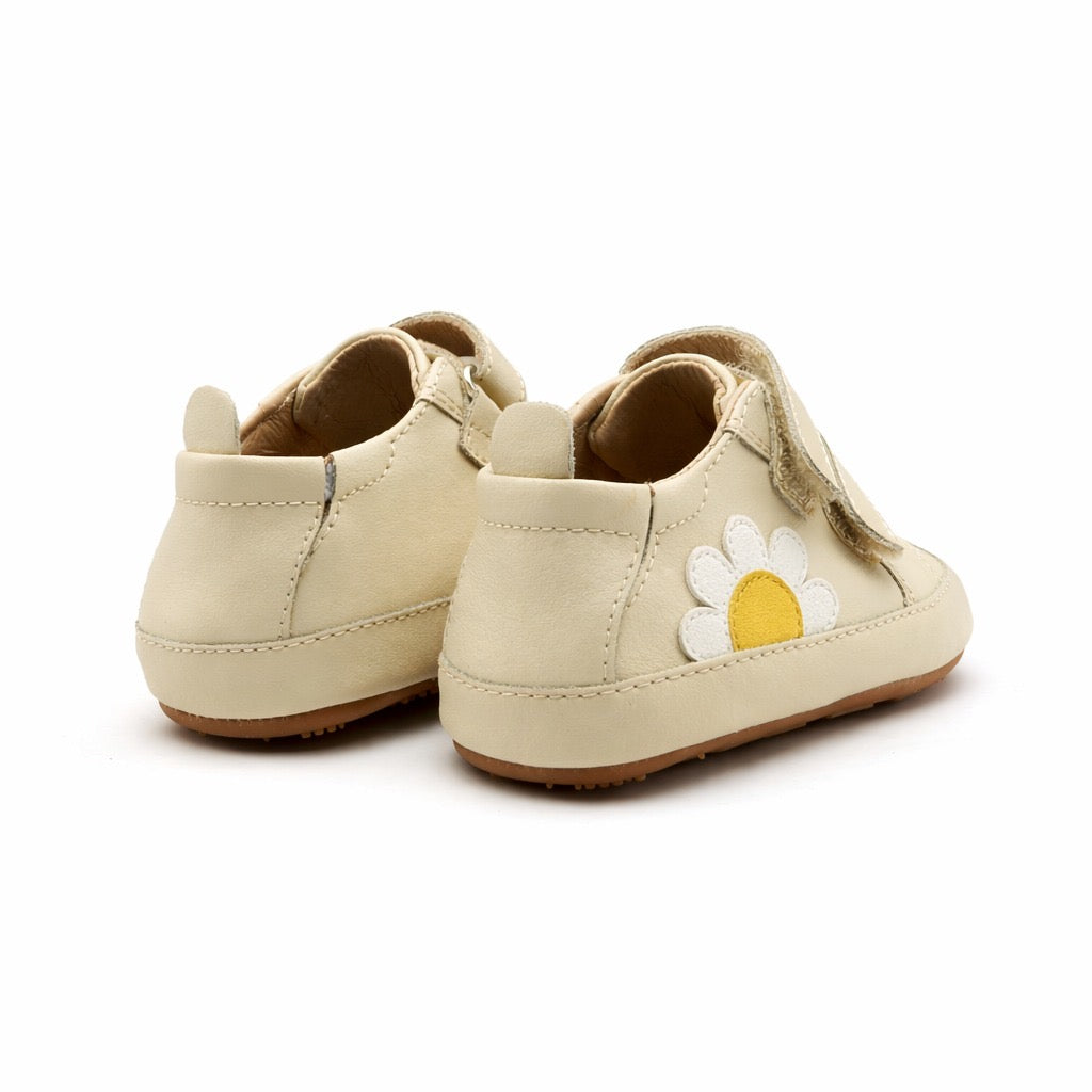 Old Soles 0107R Garden Baby baby leather shoe in Vanilla with floral detail