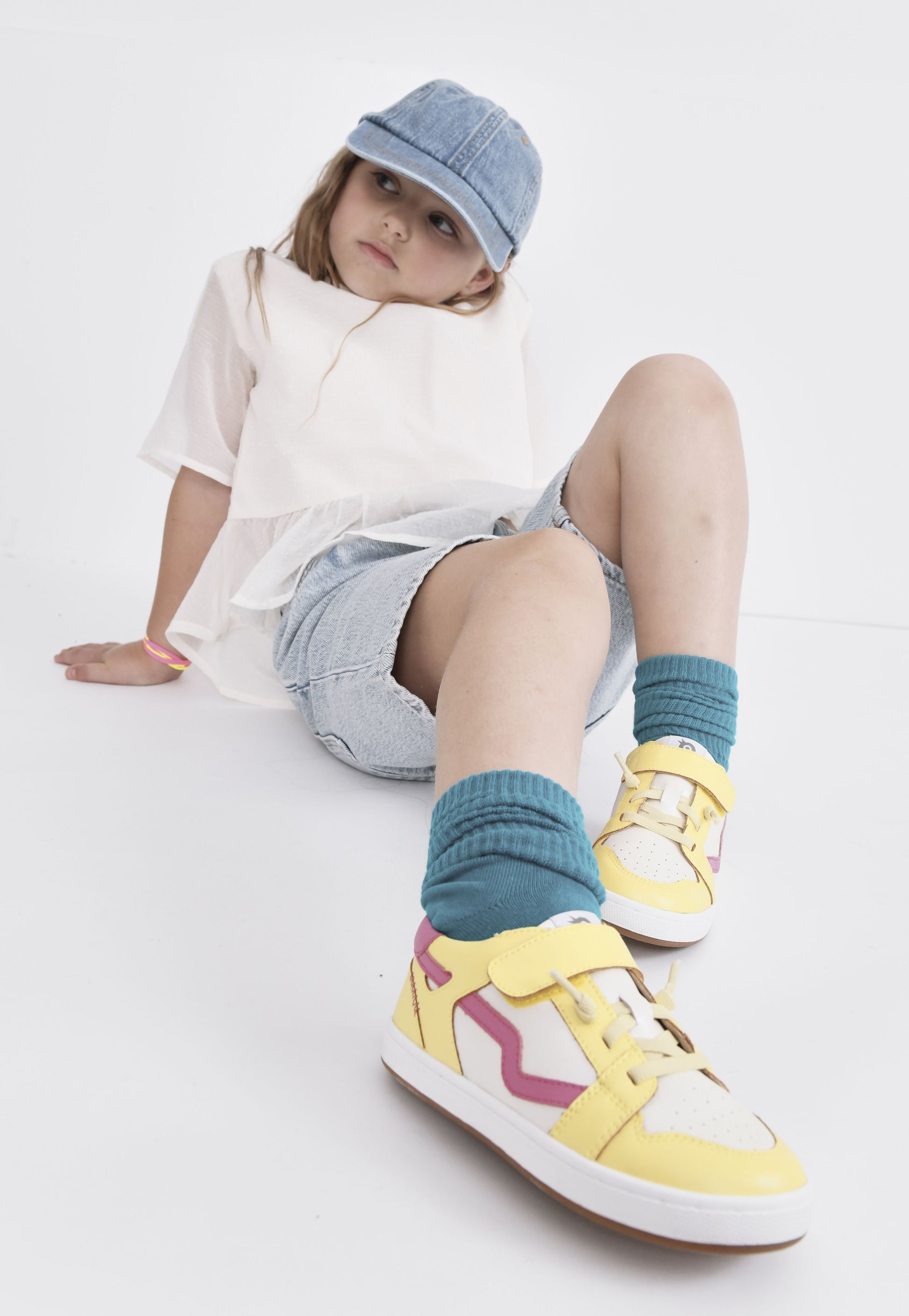 Old Soles 1046 Field Runner kids leather sneaker with sporty detail