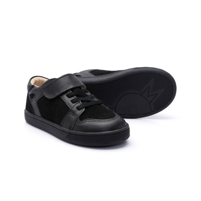 Old Soles 1059 City Trainer kids leather sneaker in Black and Black with sporty detail
