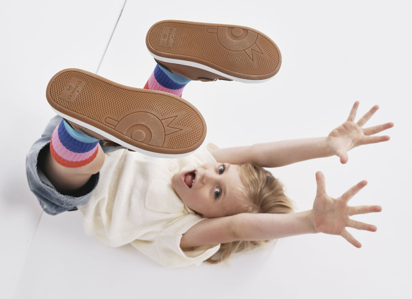 Old Soles 1073 Blade Kix kids leather sneaker in Tan and Denim and Gris with sporty detail