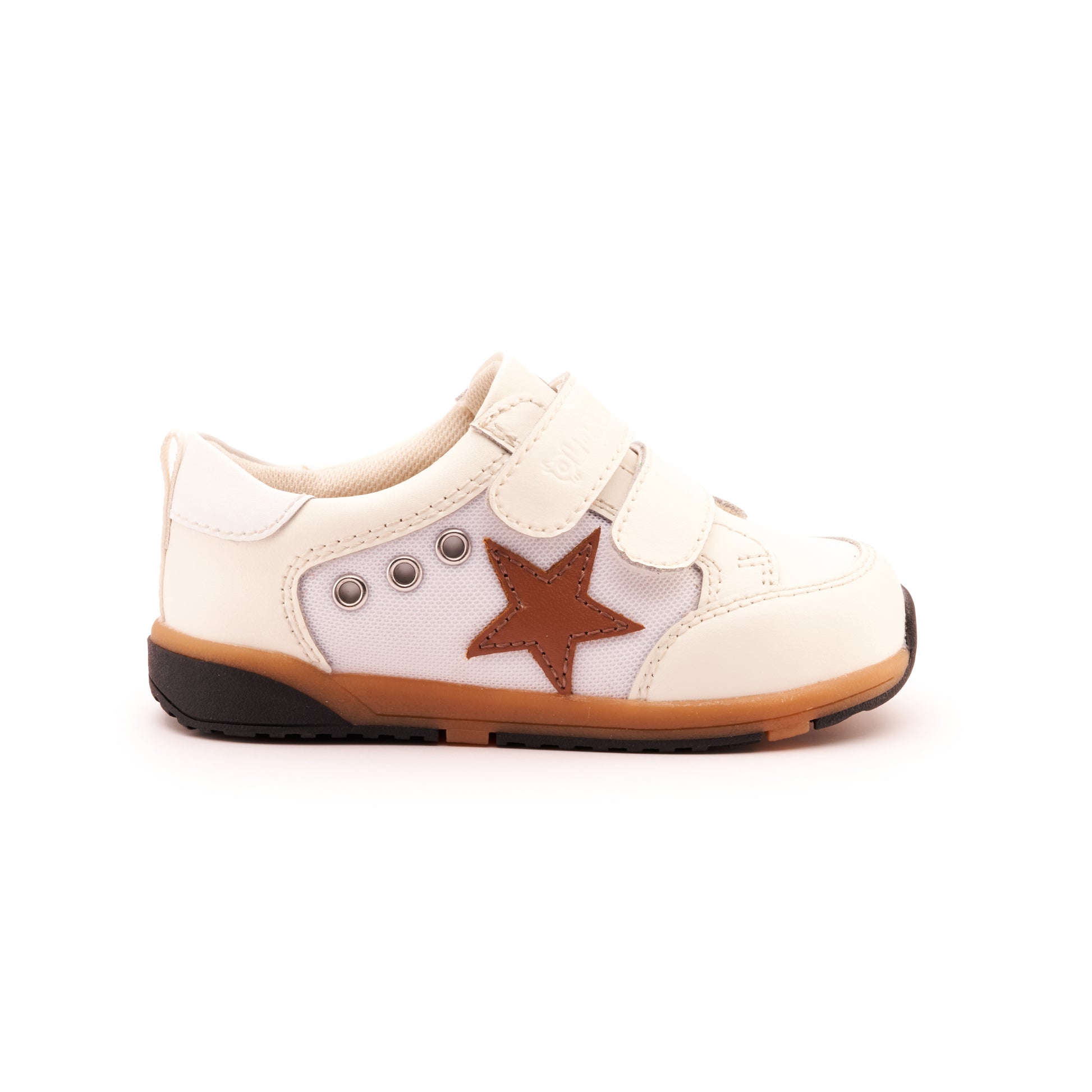 Star-Squad_WHITE-SNOW-WHITE-TAN-GUMBLACKSOLE