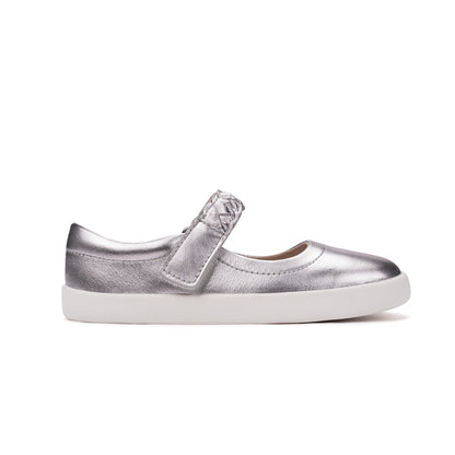 Old Soles 5075 Miss Plat kids leather shoe in Silver with classic detail