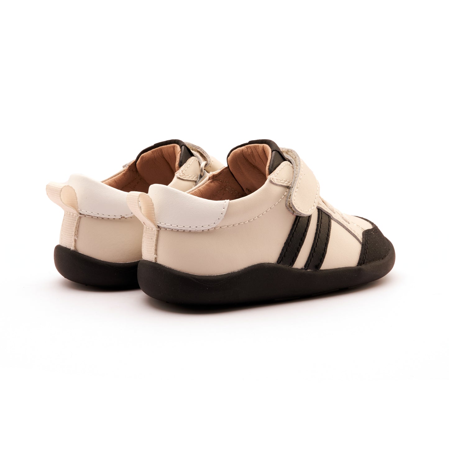 Old Soles 8070 Bowler Ground kids leather shoe in Sporco, Black, and Snow with bow detail