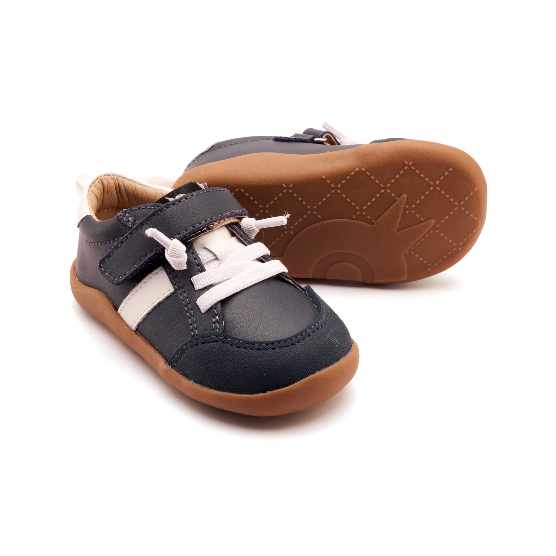 Old Soles 8083 Retro Ground kids leather shoe in Navy and Snow with rubber sole detail